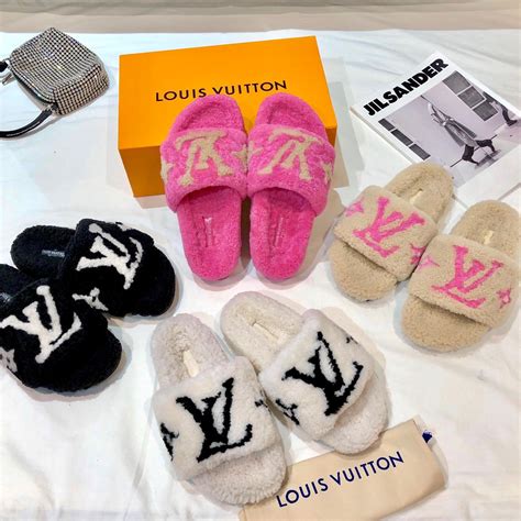 louis vuitton fluffy slippers price